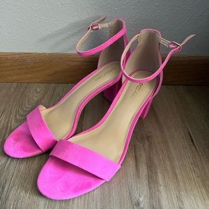 Qupid Hot Pink Open-Toe Block Heel Sandals with Ankle Strap